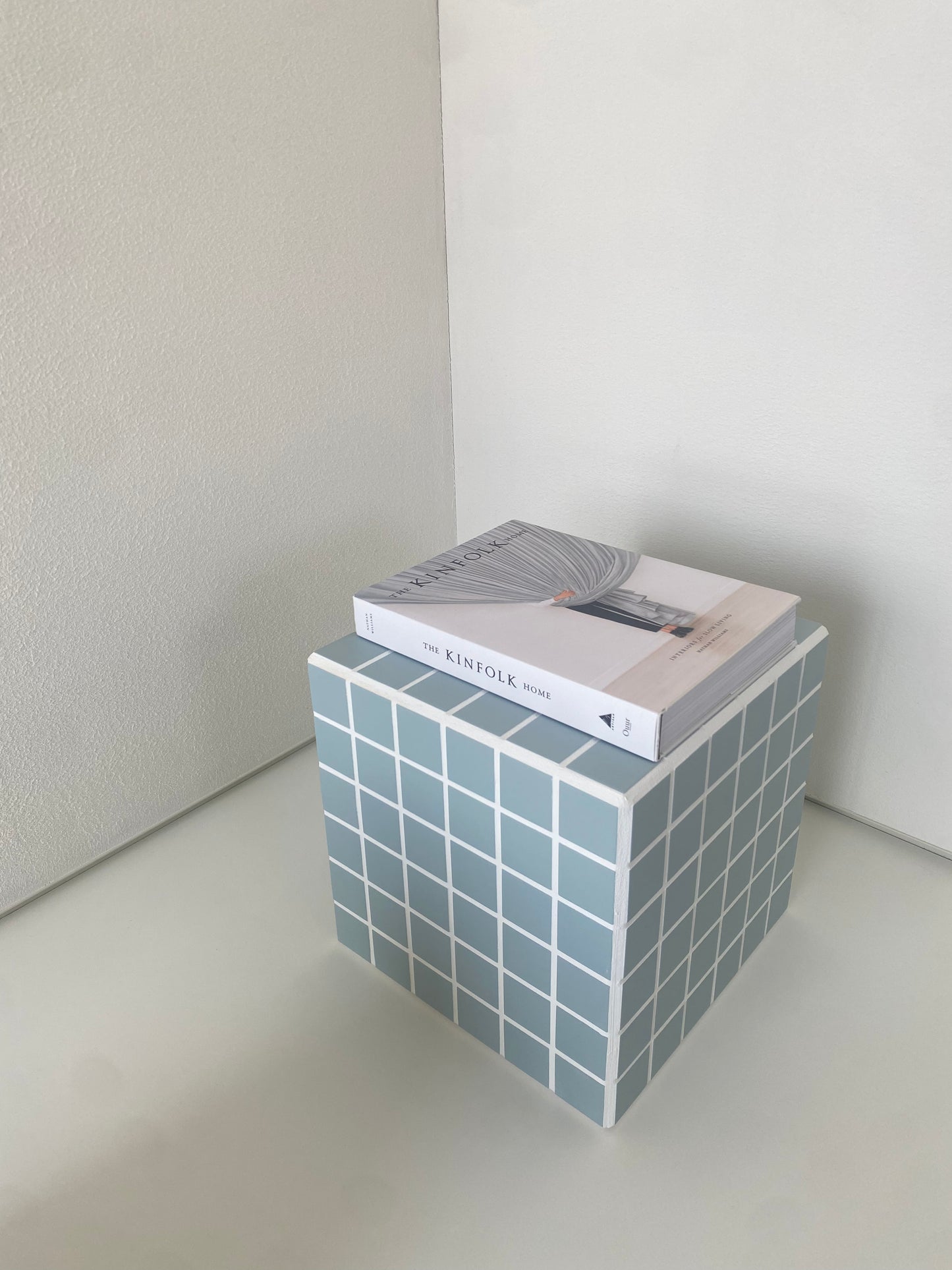 Tile Box -square 300-